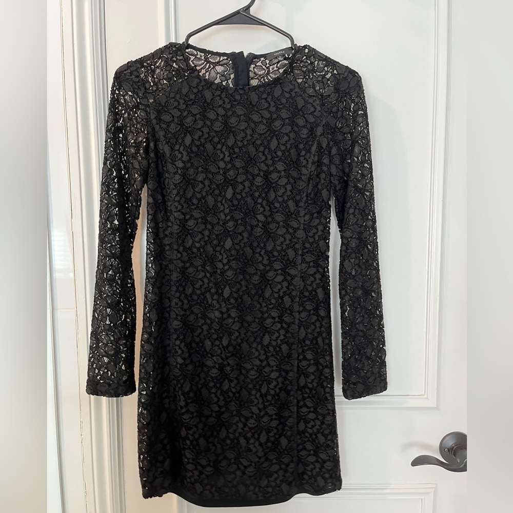 Aritzia Talula lace dress